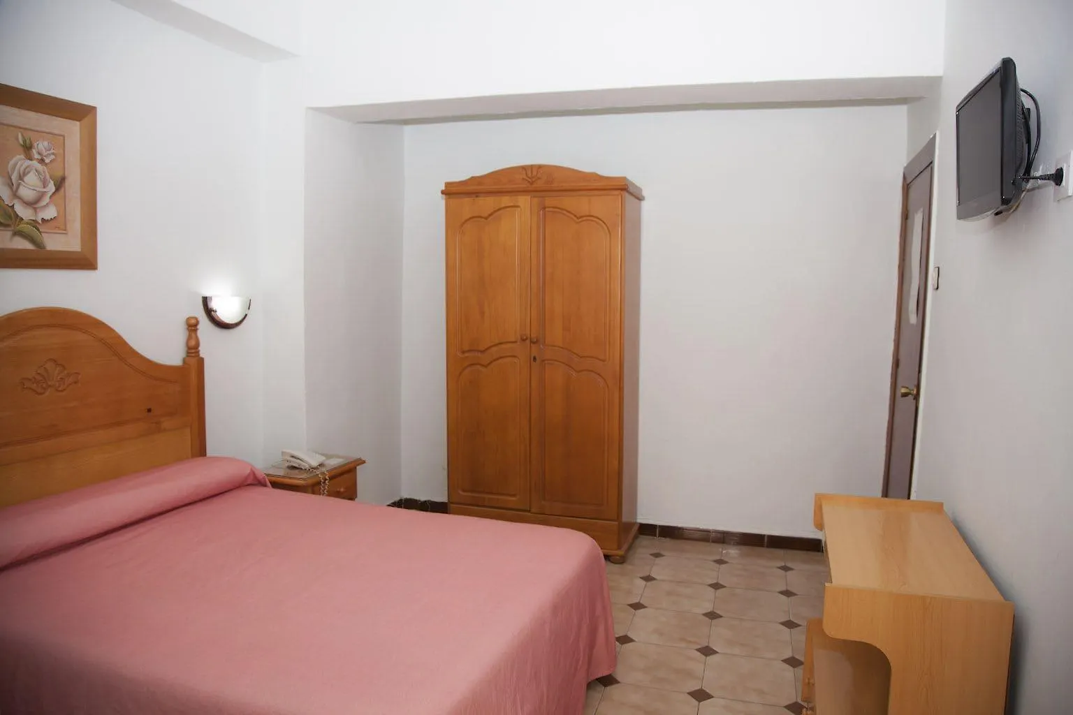 Guest house Hostal Paris La Linea de la Concepcion